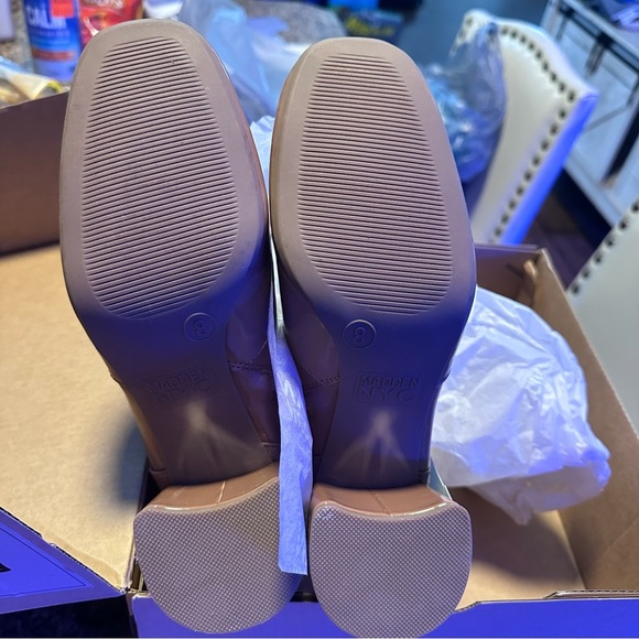 New Madden NYC side zip bootie size 8 color Caramel - Picture 3 of 7